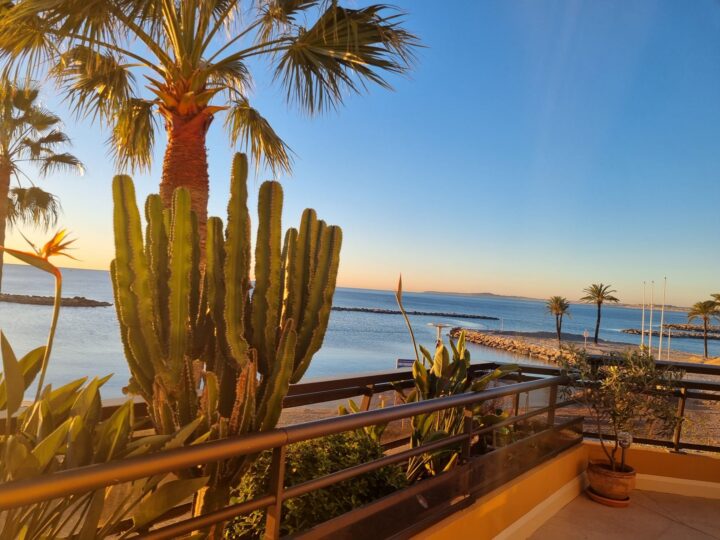 restaurant avec vue sur la mer